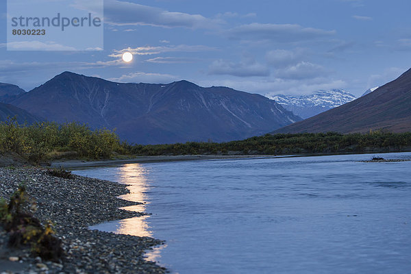 Nationalpark  Fluss  Bach  Spiegelung  Eingang  Noatak  Alaska  Alaska  Arktis  Mondschein