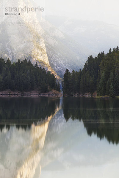 Nationalpark  Morgendämmerung  See  2  Banff