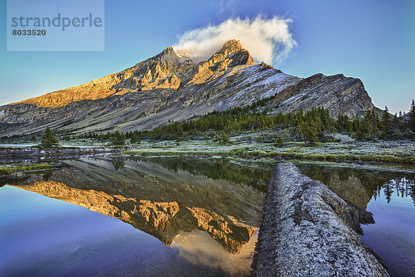über  Sonnenaufgang  See  Landschaftlich schön  landschaftlich reizvoll  Spiegelung  Bäcker  Banff  unterhalb  Tarn