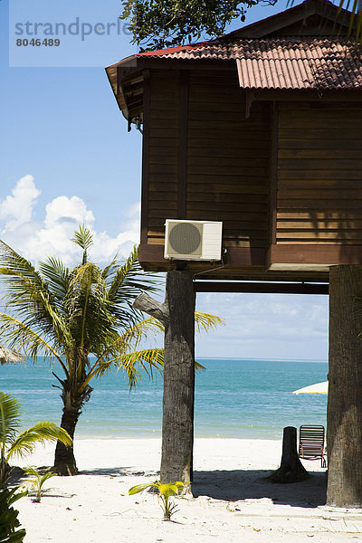 Wohnhaus Strand Baum Meer weiß Ignoranz Sand Palme Malaysia