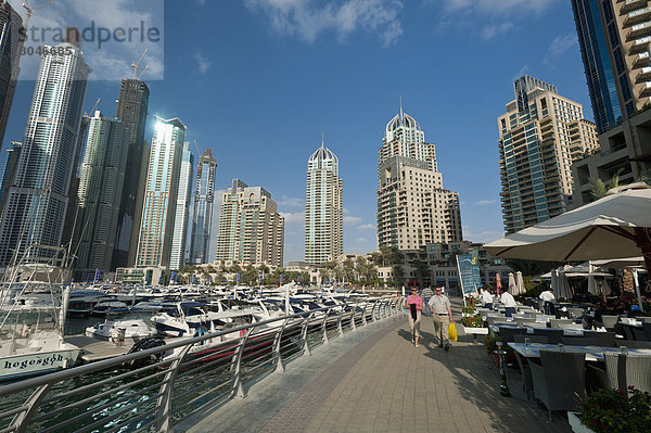 Vereinigte Arabische Emirate  VAE  Boot  Jachthafen  Cafe  Dubai