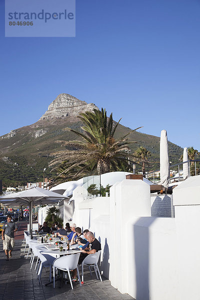 Südliches Afrika  Südafrika  Straßencafe  Kapstadt