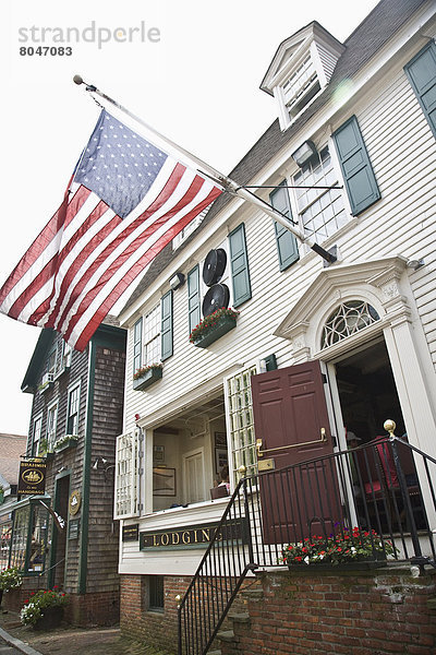 Vereinigte Staaten von Amerika  USA  Tür  über  Restaurant  Fahne  Rhode Island