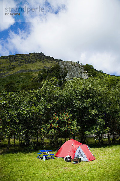 Großbritannien  Hügel  Campingplatz  umgeben  North Wales  Wales