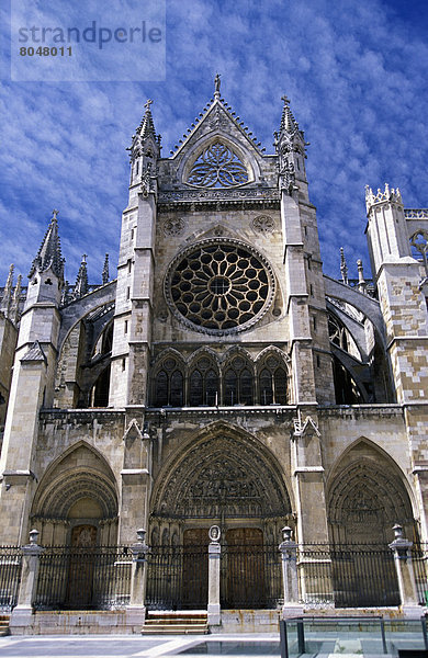 weiß  Kathedrale  Fassade  Gotik  Süden  Spanien