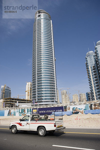 zeigen  Vereinigte Arabische Emirate  VAE  Lifestyle  Poster  vorwärts  Dubai  Straßenrand