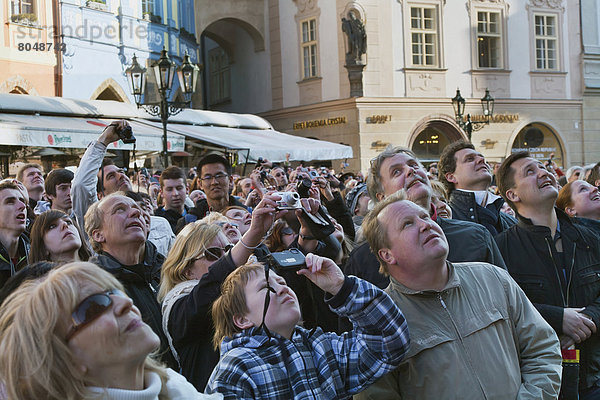 hoch  oben  Prag  Hauptstadt  sehen  Tourist  Tschechische Republik  Tschechien  fotografieren