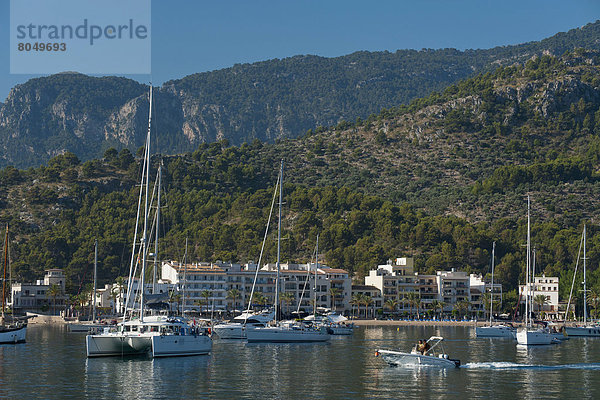 Fischereihafen  Fischerhafen  Hafen  Boot  Mallorca  Spanien