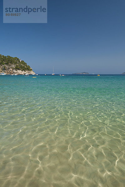 Strand  Meer  hinaussehen  Ibiza  Spanien