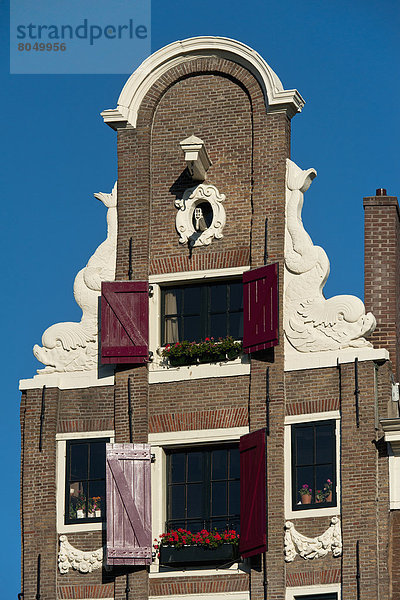 Detail Details Ausschnitt Ausschnitte Amsterdam Hauptstadt Tradition Wohnhaus hoch oben schlank Niederlande