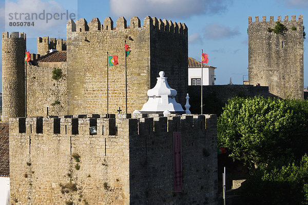 Mittelalter  Wand  Palast  Schloß  Schlösser  Dorf  Jahrhundert  Portugal  Romantik