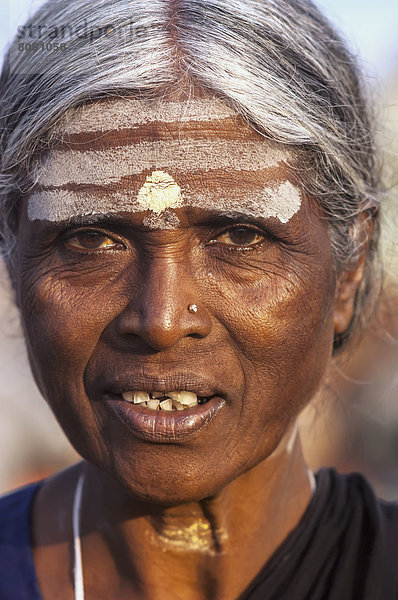 Portrait  Frau  Strand  Indien  indische Abstammung  Inder  Karnataka