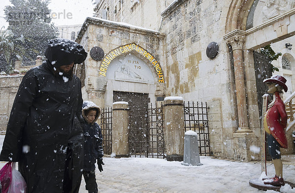 Jerusalem  Hauptstadt  Mann  gehen  Junge - Person  Straße  Israel