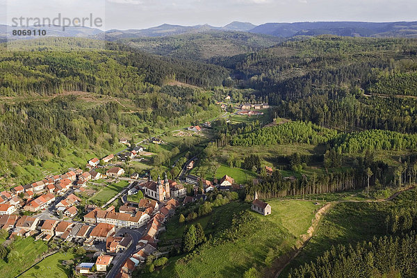 Feuerwehr  Frankreich  Schönheit  über  Dorf  Heiligtum  Ansicht  1  schreiben  Luftbild  Fernsehantenne