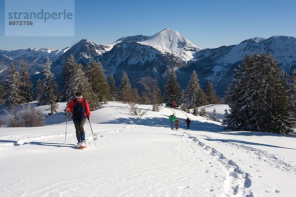 Feuerwehr  Schneeschuh  Berg  Sport  Skifahrer  absteigen  Hintergrund  wandern  Alpen  Urlaub  Ski  Savoie  Schnee  Wintersport