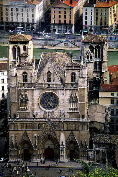 Mittelalter Rückansicht flirten Stadt Uhr Kathedrale Ansicht Astronomie Renaissance Luftbild Fernsehantenne Jahrhundert Ortsteil Innenstadt Lyon alt