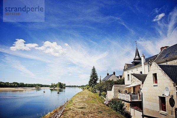 niedrig  Wasser  Boot  Fluss  Dorf  Heiligtum  Loire  Chinon  Dürre