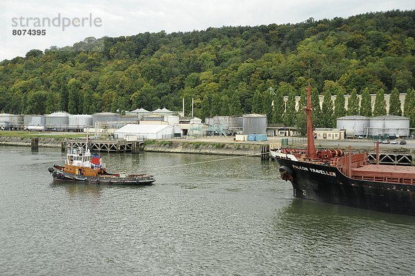 Hafen  abschleppen  Boot  Fluss  Seine  Rouen