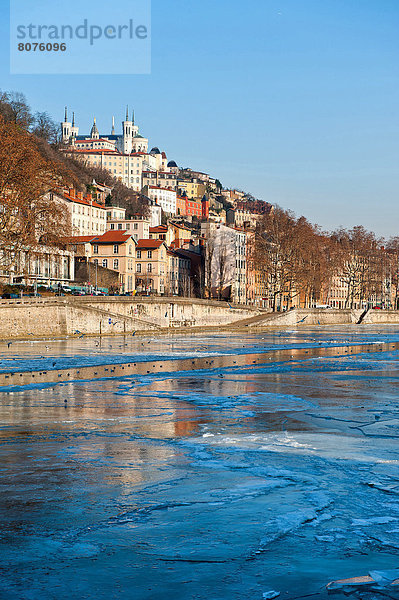 Kälte  Frankreich  Fluss  Dock  Ansicht  Ortsteil  Februar  gefroren  Lyon  alt  Zauberspruch