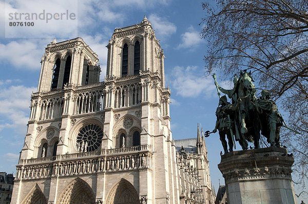 Paris Hauptstadt Kathedrale Fassade Hausfassade Unabhängigkeitstag