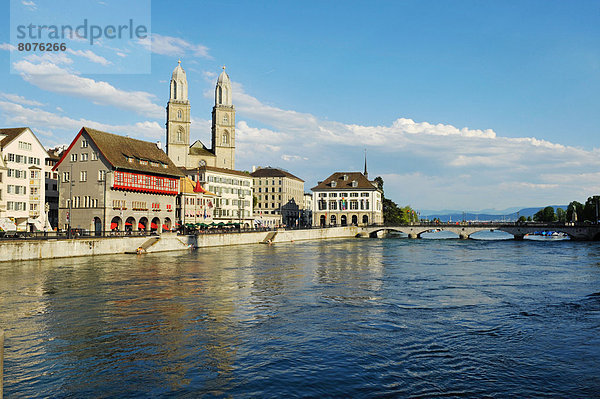 Gebäude  Großstadt  Fluss  Ansicht  vorwärts  Schweiz  Zürich