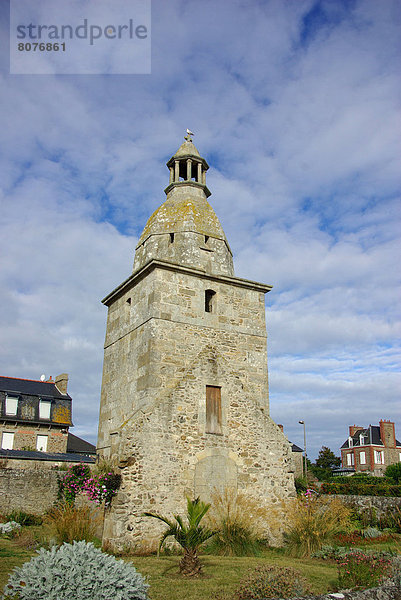 Kirche  Kirchturm  Granit  alt