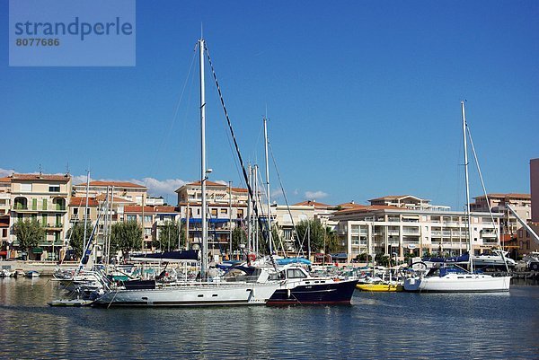 Jachthafen  Segelboot