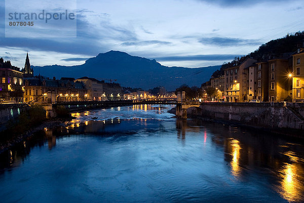 Nacht  über  Großstadt  Brücke  Fluss  Ansicht  Grenoble  Isere