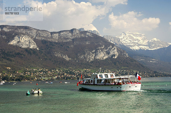 Tourist  See  Boot  Annecy
