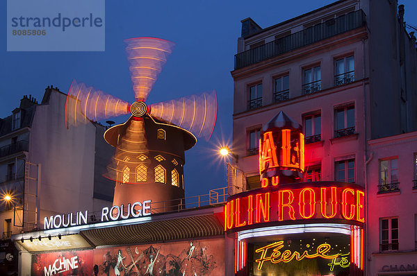 Moulin Rouge  Montmartre  Paris  Frankreich  Europa