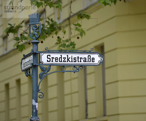 Altes Straßenschild Sredzkistraße