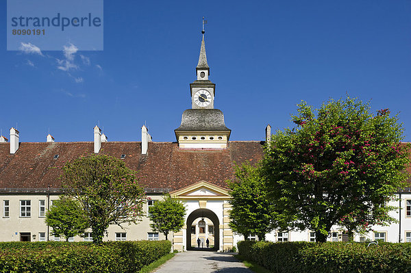 Tor mit Torturm im Wilhelmshof  Altes Schloss Schleißheim