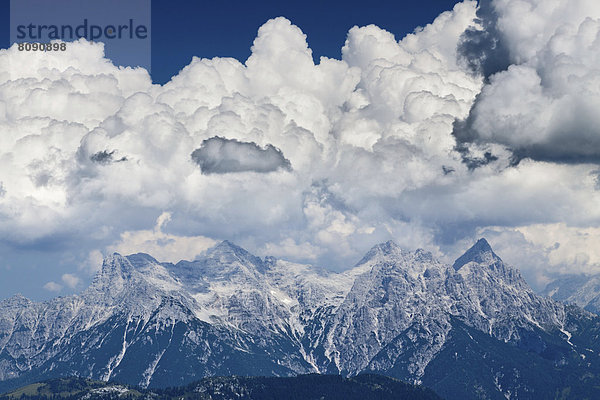 Blick vom Kitzbüheler Horn auf den Wilder Kaiser  Tirol  Österreich  Europa