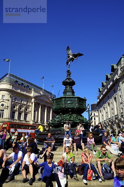 Statue von Eros  Piccadilly Circus  London  England  Vereinigtes Königreich  Europa