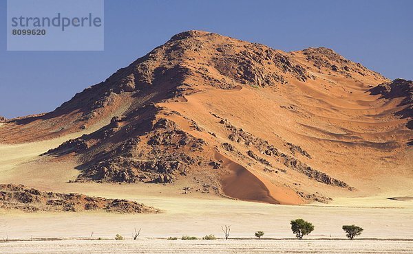 nahe  Berg  Wüste  Turm  Namibia  Namib Naukluft Nationalpark  Düne  Namib  Sesriem-Canyon  Afrika  antik  Sandstein