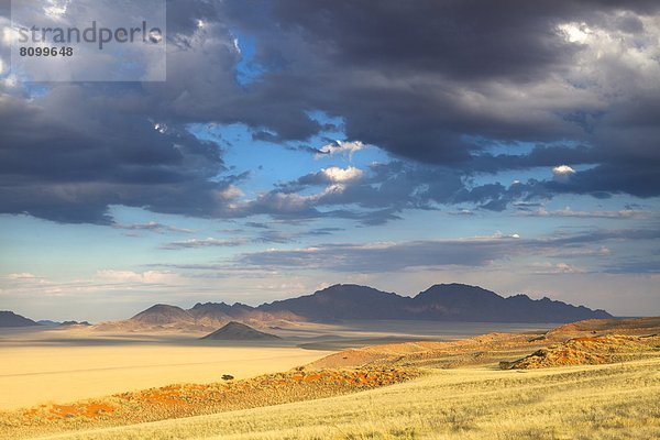 Berg  Landschaft  über  Ehrfurcht  Wüste  Ansicht  Namibia  Namib Naukluft Nationalpark  Namib  Reservat  Afrika  Abenddämmerung