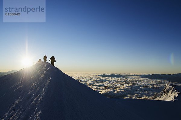 Frankreich  Europa  Berggipfel  Gipfel  Spitze  Spitzen  Sonnenaufgang  Französische Alpen  Haute-Savoie