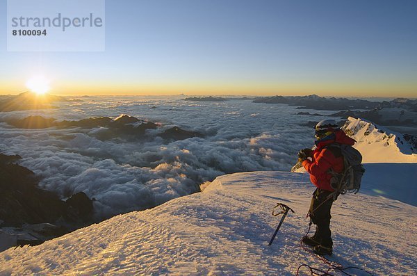 Frankreich  Europa  Berggipfel  Gipfel  Spitze  Spitzen  Französische Alpen  Klettern  Chamonix  Haute-Savoie