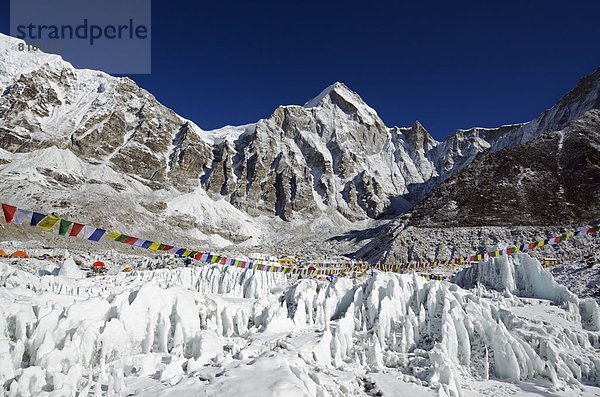 nahe  Eis  camping  Himalaya  Mount Everest  Sagarmatha  UNESCO-Welterbe  Berggipfel  Gipfel  Spitze  Spitzen  Asien  Nepal