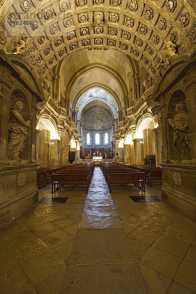 Frankreich  Europa  Kathedrale  Avignon  Kirchenschiff  Vaucluse