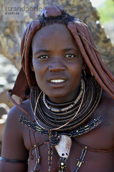 Himba-Frau mit typischer Haartracht