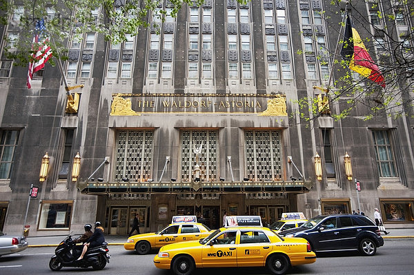 Vereinigte Staaten von Amerika  USA  passen  Hotel  New York City  Taxi  Innenstadt  Astoria  Manhattan