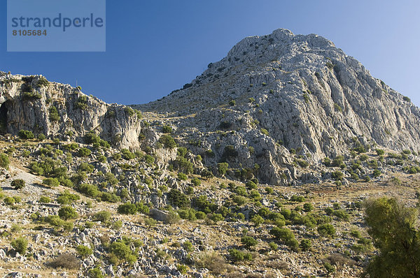 Landschaft Felsen über Dorf Sonnenaufgang Andalusien Grazalema Rosario Spanien