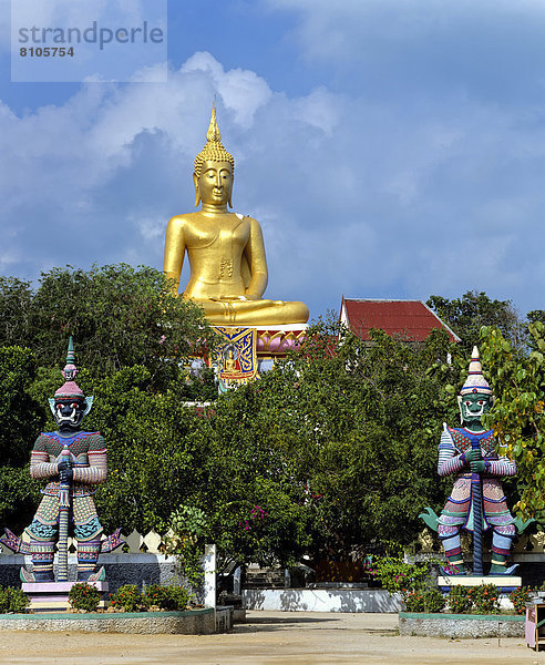 Big Buddha-Statue und Yak-Tempelwächter  Wat Phra Yai Tempel