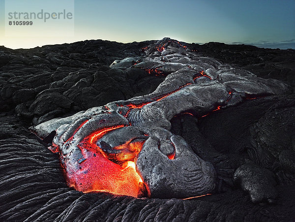 Pu?u ???? Vulkan  Vulkanausbruch  Lavastrom  glühende heiße Lava fließt