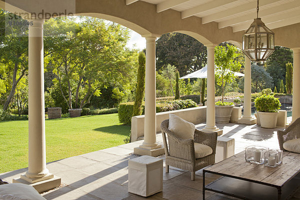 Luxuriöse Terrasse und Garten