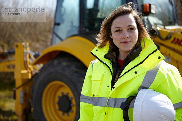 Portrait der Projektleiterin auf der Baustelle