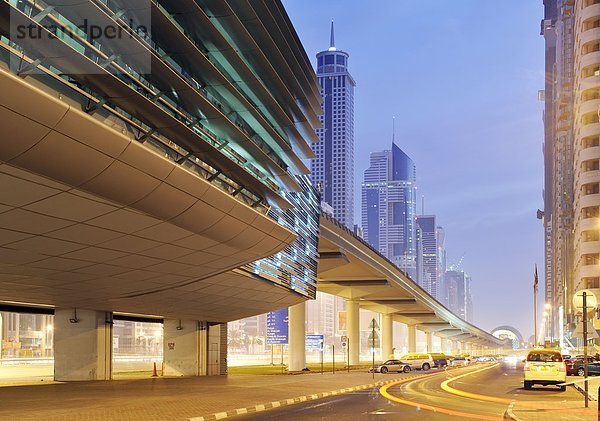 Sheikh Zayed Road  Dubai  Vereinigte Arabische Emirate  Asien