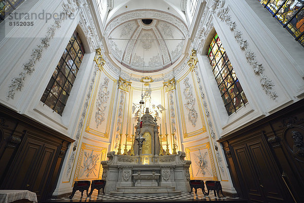 Innenaufnahme  Chorraum  Altar  Kirche Chapelle Notre Dame du Finistère