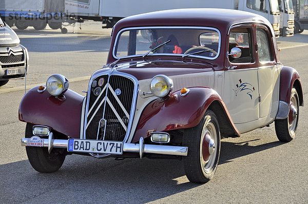 Oldtimer Citroën Traction Avant  Baujahr ca. 1951  Messe Karlsruhe